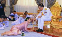 Ba ngôi sao mạng xã hội bị bắt vì phạm tội khi quân 