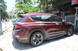 Công an thông tin vụ người chồng để ô tô trên cầu Thăng Long rồi mất tích