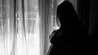 Từ vụ bé gái phải 'chat sex' hàng ngày, công an cảnh báo về 'bẫy' trẻ em trên mạng