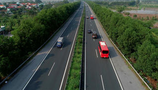 Thu phí tự động hoàn toàn tất cả các tuyến đường cao tốc từ 1/8