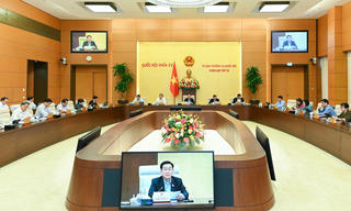 Thể chế hóa chủ trương của Đảng về xử lý vi phạm của cán bộ, công chức