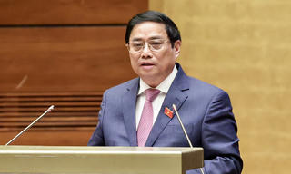 Thủ tướng cùng 4 bộ trưởng, trưởng ngành trả lời chất vấn tại Quốc hội