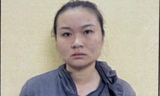 Cô gái bám theo đám rước dâu, lẻn vào phòng chú rể làm điều đáng lên án