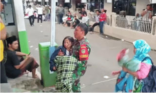 Động đất ở Indonesia khiến hơn 160 người thiệt mạng, phần lớn là trẻ em