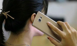 Thêm 1 cô gái Hà Nội cả tin mất hơn tỷ đồng sau cuộc gọi của người lạ