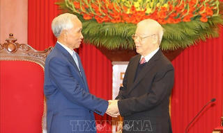 Tổng Bí thư Nguyễn Phú Trọng tiếp Đoàn đại biểu cấp cao Ban Tuyên huấn Trung ương Đảng NDCM Lào