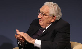 Cựu Ngoại trưởng Mỹ Kissinger nêu đề xuất giải quyết cuộc xung đột ở Ukraine
