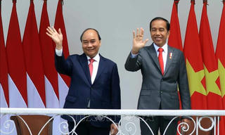 Lễ đón Chủ tịch nước Nguyễn Xuân Phúc thăm cấp Nhà nước tới Indonesia