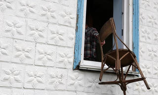 Những phong tục độc đáo, lạ lùng trên thế giới khi đón năm mới