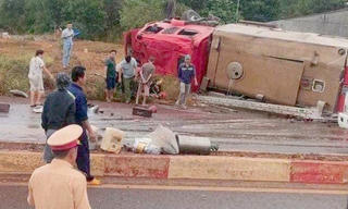 Lật xe cứu hỏa ở Bình Phước, 2 chiến sĩ hy sinh