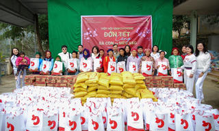 Hiệp Hội VNWomensme đón Tết yêu thương cùng bà con Mèo Vạc