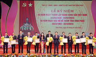 Kỷ niệm 93 năm ngày thành lập Đảng và 60 năm Bác Hồ về thăm Vĩnh Phúc