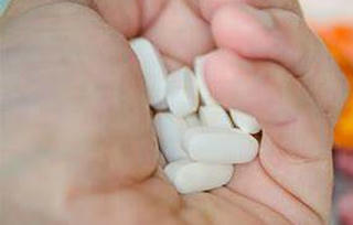 Truy tìm nguồn gốc lô thuốc kháng sinh giả bán trong nhà thuốc