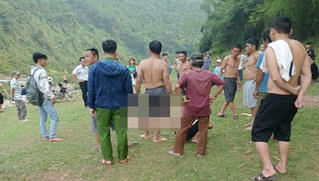 Vợ chồng đi tắm sông bị đuối nước, 1 người tử vong