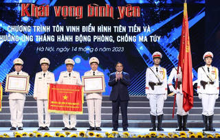 Thủ tướng: Phải coi ma túy là kẻ thù chung của tất cả chúng ta