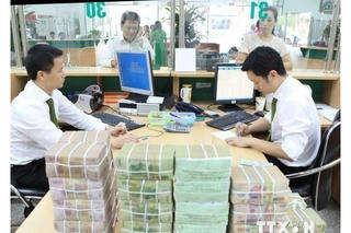 6 tháng đầu năm, ngành Hải quan thu ngân sách gần 184.000 tỷ đồng