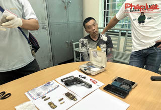 Phục bắt đối tượng mang súng ngắn chở ma túy từ Hà Nội lên Lào Cai