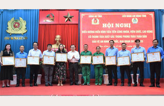 Biểu dương 75 điển hình trong phong trào 'Toàn dân bảo vệ an ninh Tổ quốc' ở Bạc Liêu