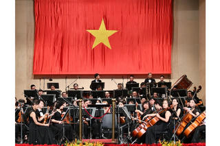 Hòa nhạc quốc gia 'Điều còn mãi 2023' khơi gợi lòng yêu nước