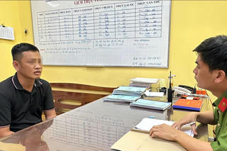 6 đối tượng lừa bán hòn đá 'huỷ diệt sắt' chiếm đoạt 2,1 tỷ đồng