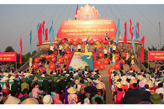 Du lịch nhiều tỉnh 'thắng lớn' dịp nghỉ lễ 30/4 - 1/5