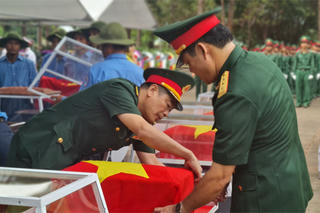 Xúc động lễ đón, truy điệu và an táng 21 hài cốt liệt sĩ ở Gia Lai