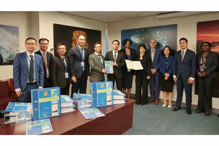 Việt Nam nộp đệ trình Ranh giới thềm lục địa mở rộng khu vực giữa Biển Đông