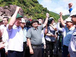 Thủ tướng kiểm tra, khảo sát một số dự án trọng điểm của thành phố Đà Nẵng