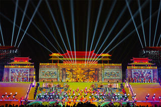 Khai mạc Festival Ninh Bình - 'Dòng chảy di sản'