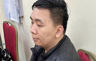 Danh tính đối tượng giả shipper lừa tiền hàng trăm người mua hàng online ở Hà Nội