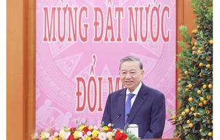 RẠNG RỠ VIỆT NAM