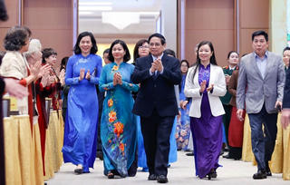 Thủ tướng gặp mặt nữ Anh hùng, nhà khoa học nhận Giải thưởng Kovalevskaia