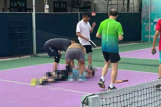 Đang chơi pickleball, người đàn ông tử vong 
