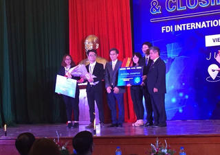 Bế mạc cuộc thi phiên tòa giả định Luật Quốc tế về đầu tư nước ngoài cấp Quốc gia