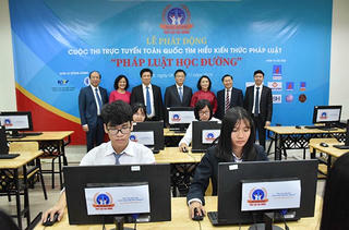 Các cuộc thi tìm hiểu pháp luật “trăm hoa đua nở”