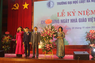 ĐH Luật Hà Nội kỷ niệm Ngày Nhà giáo Việt Nam 20/11