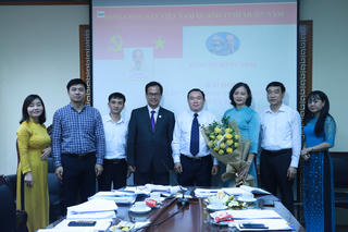 Cần quan tâm làm tốt công tác giáo dục chính trị tư tưởng cho Đảng viên