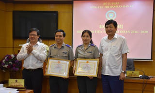 Thi đua - khen thưởng phải thực chất, công khai, công bằng