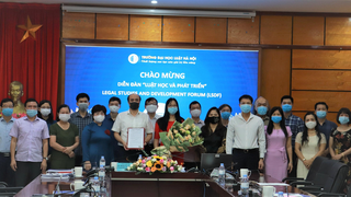 Trường Đại học Luật Hà Nội: Nhiều kết quả nổi bật trong đợt thi đua cao điểm chào mừng 76 năm Ngày truyền thống Ngành Tư pháp.