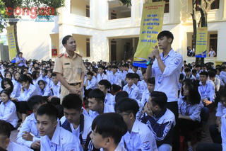 Huy động mọi nguồn lực xã hội tham gia phổ biến pháp luật trong nhà trường