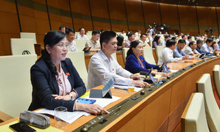 Đề xuất phụ cấp đặc thù cho cán bộ xây dựng pháp luật