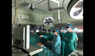 Đưa kỹ thuật phẫu thuật nội soi bằng giàn mổ 3D vào sử dụng