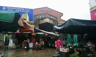 Tiểu thương ở Huế cầu cứu công an vì bà chủ hụi bỗng dưng 'biến mất'