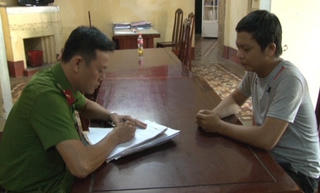 Mang 4 tiền sự, 2 tiền án vẫn đi trộm