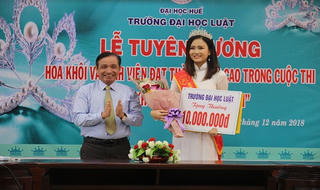 Tuyên dương nữ sinh viên đạt thành tích cao cuộc thi Hoa khôi sinh viên Việt Nam 