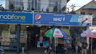 Quảng Trị: Xử phạt tiệm tạp hóa bán hàng hết hạn sử dụng