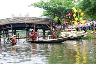 Cầu ngói Thanh Toàn sẽ có phiên chợ đêm hàng tháng