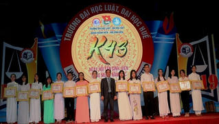 Đại học Luật- ĐH Huế chào đón hơn 900 tân sinh viên
