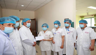 Thứ trưởng Bộ Y tế ghi nhận và đánh giá cao công tác phòng chống dịch Covid-19 của tỉnh Thừa Thiên Huế