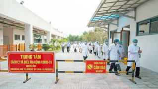 Huế cách ly 166 trường hợp F1 và F2 tiếp xúc với bệnh nhân Covid-19 thứ 76